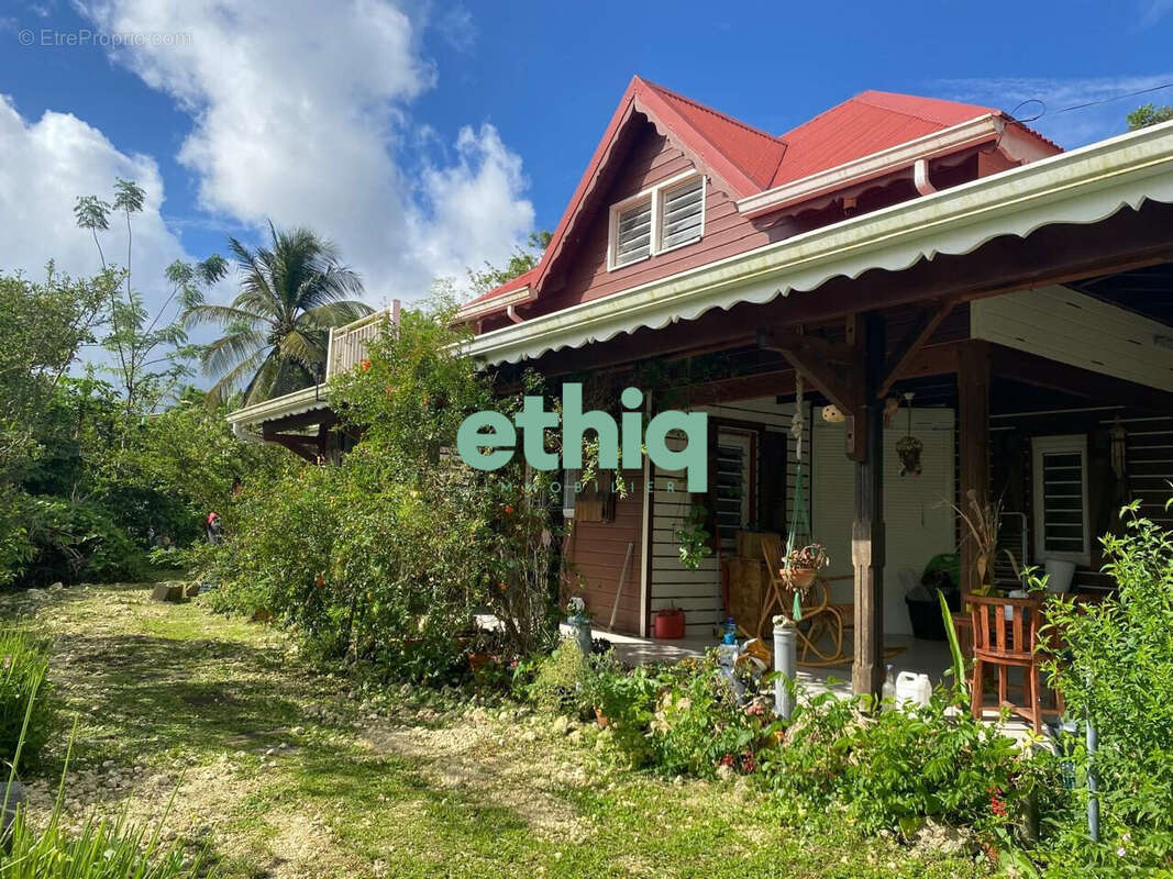 Maison à SAINTE-ANNE