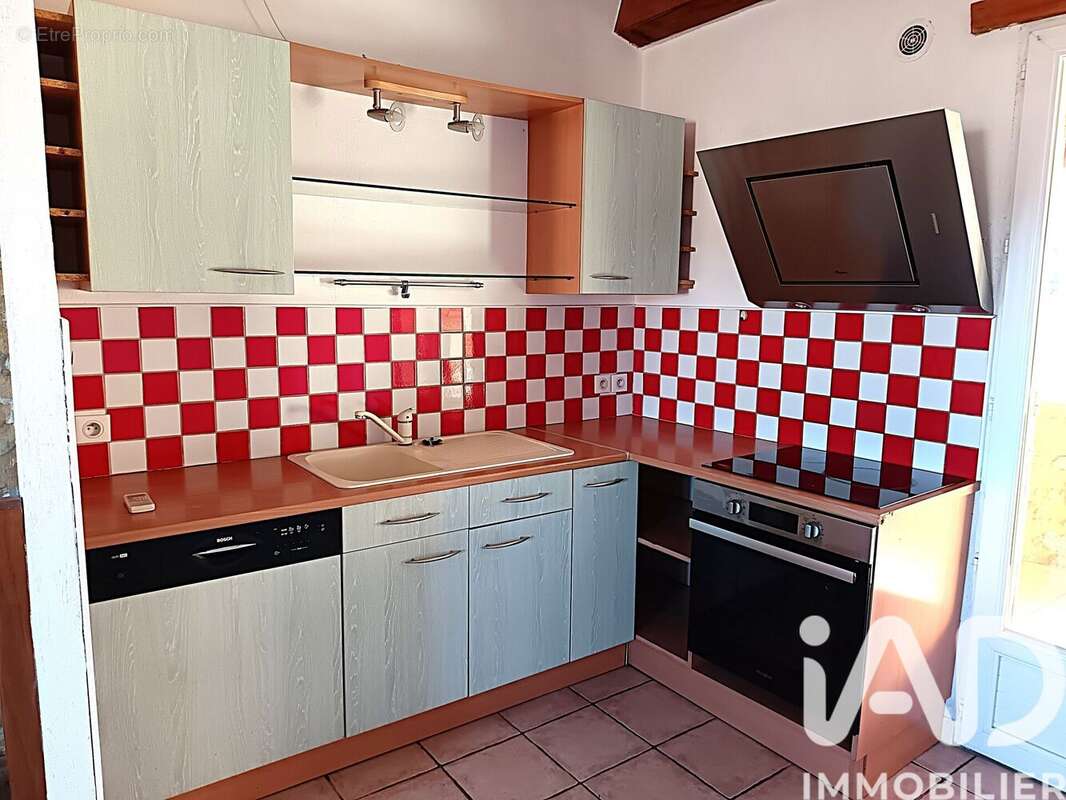 Photo 8 - Appartement à SAINT-JULIEN-DE-PEYROLAS