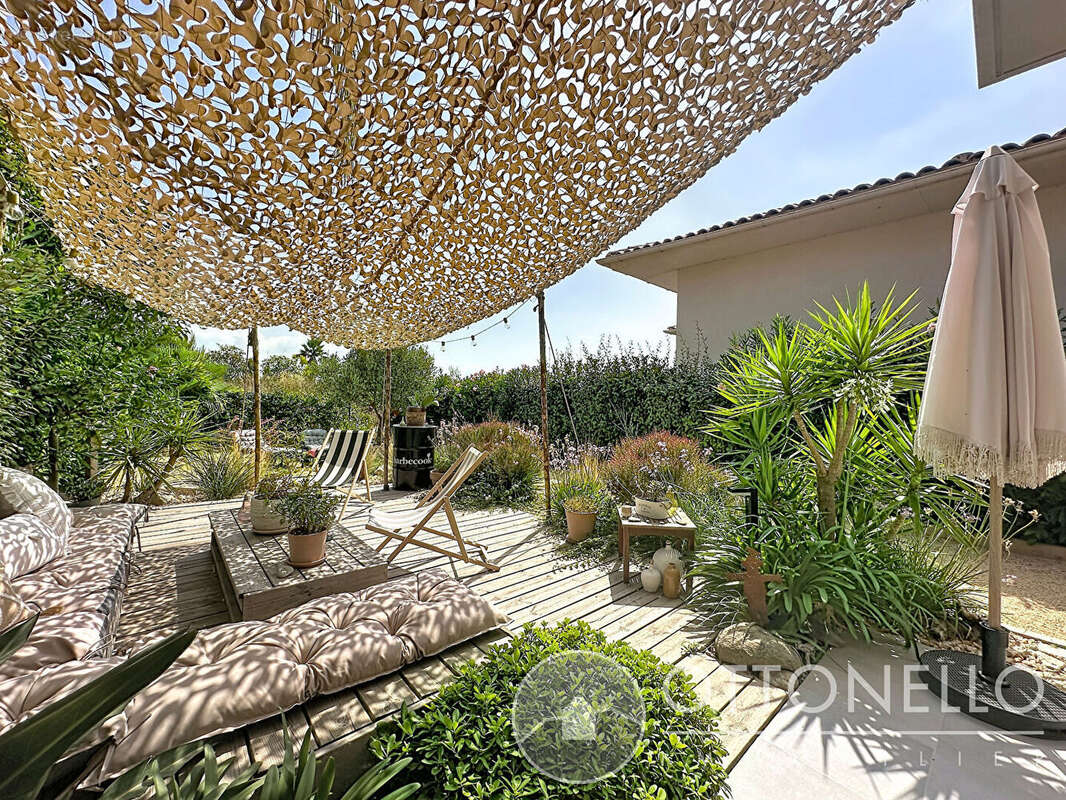 Maison 3 pièces 57.75 m2 LOUÉE sur un terrain de 188 m2 avec deux terrasses, garage et parking - photo 11
