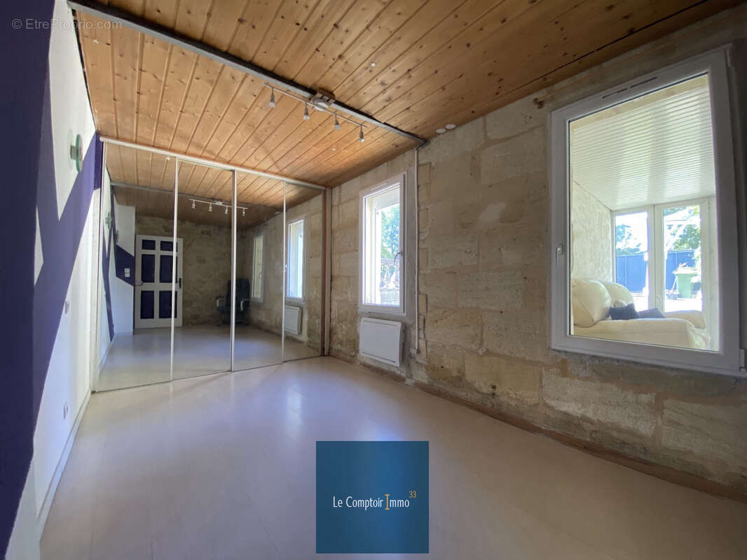 Maison et T2 proche des commodités - photo 8