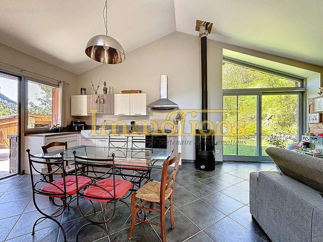 Maison à SAINT-LAURENT-EN-ROYANS