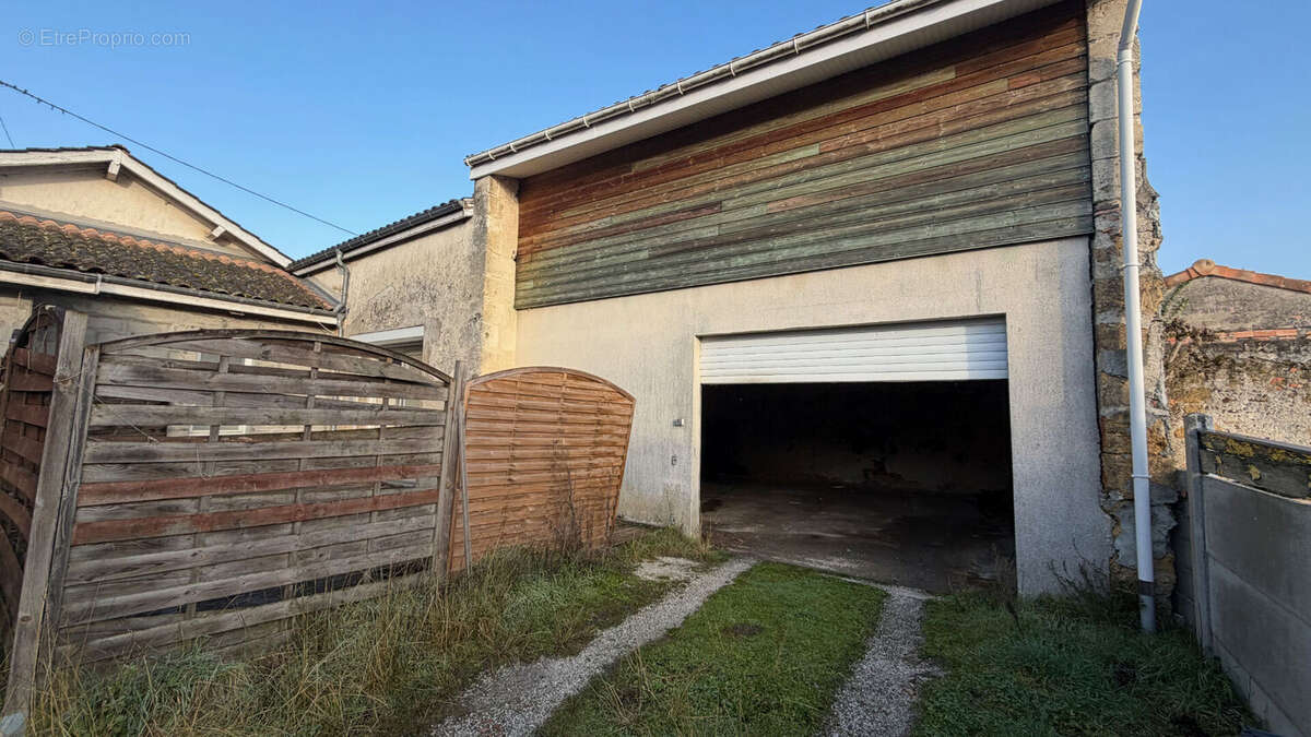 Maison à MARTIGNAS-SUR-JALLE