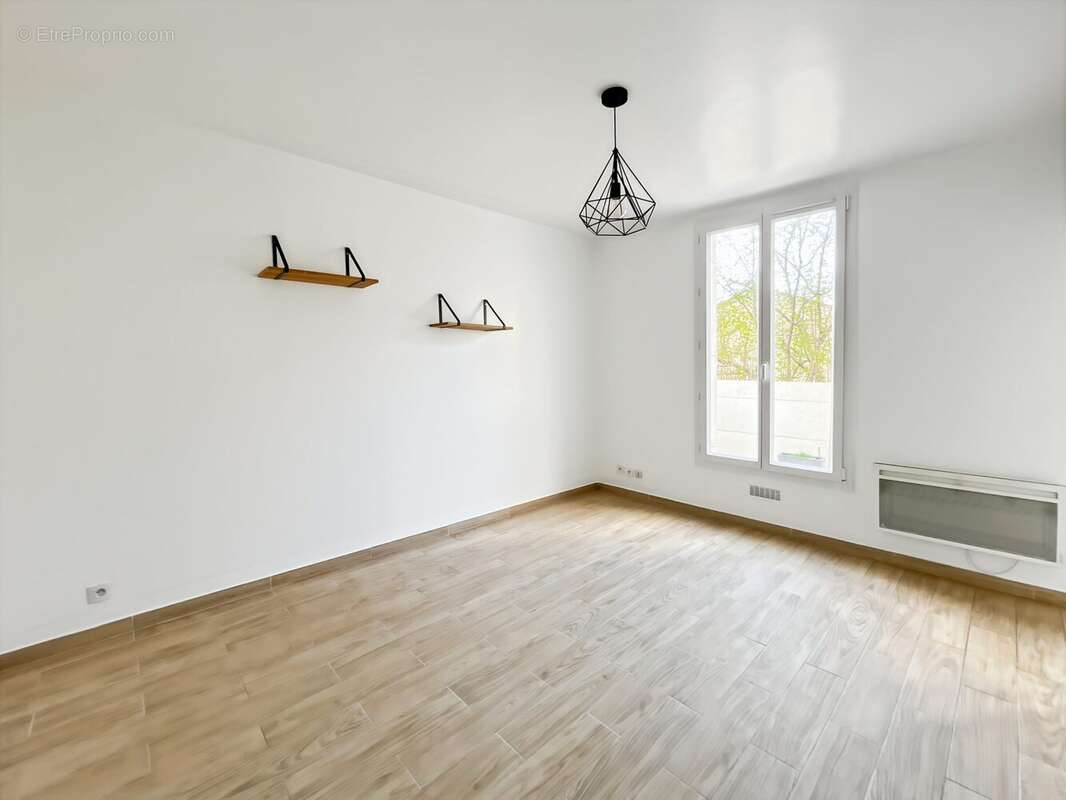 Appartement à COLOMBES