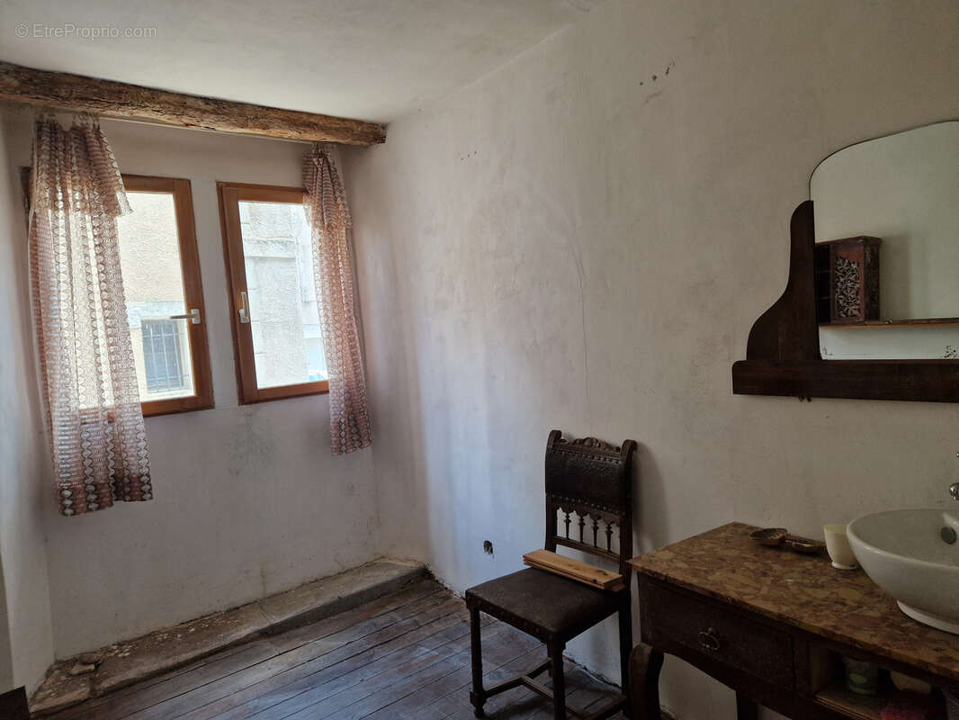 Maison à SAINT-PONS-DE-THOMIERES