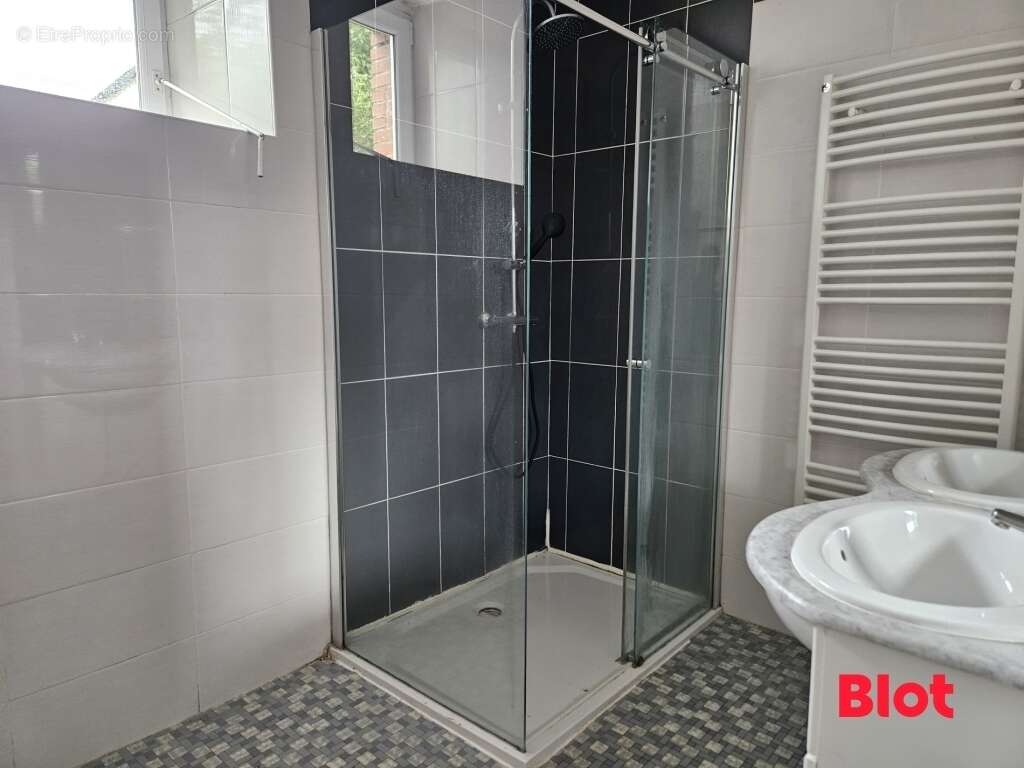 Maison à SAINT-HILAIRE-DES-LANDES