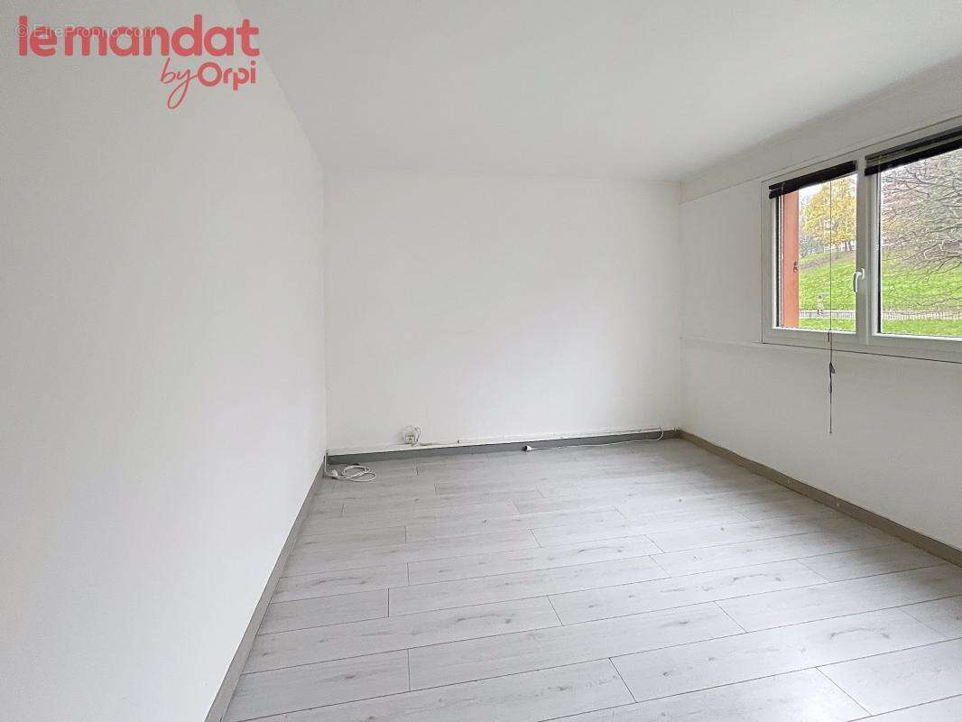 Appartement à AUBERGENVILLE