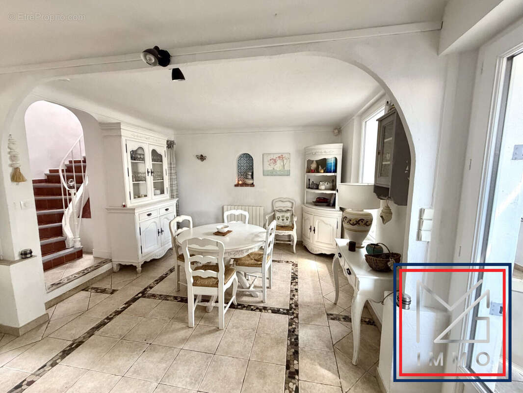 Maison 117 m² à Six-Fours-Les-Plages  - photo 3