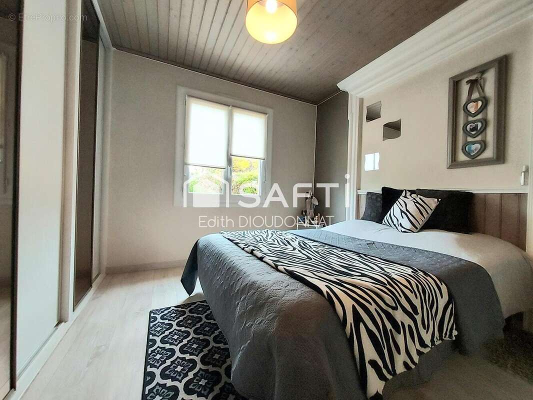 Photo 5 - Maison à VENANSAULT