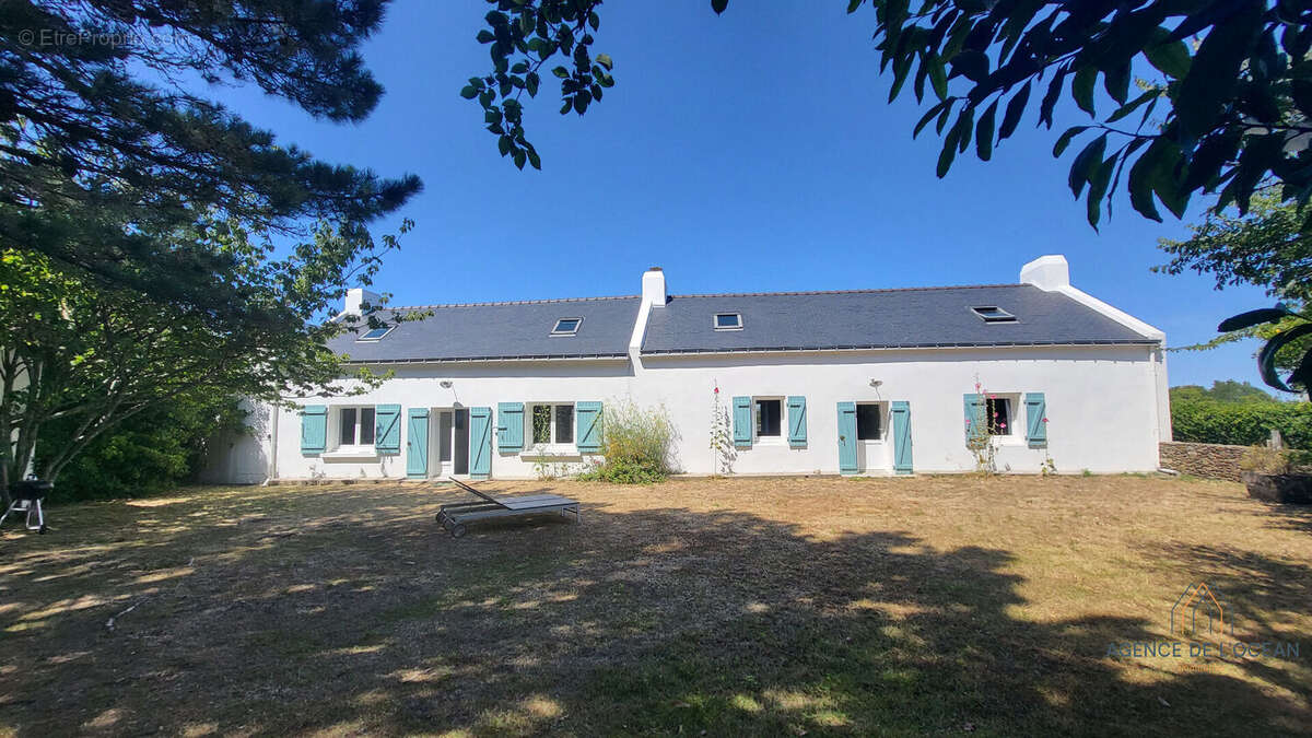 Maison à LE PALAIS