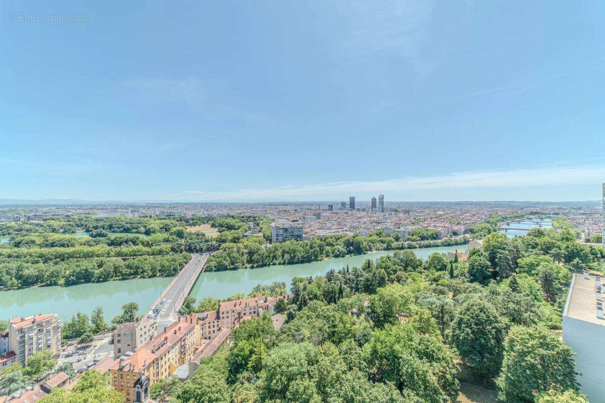 Appartement à LYON-4E