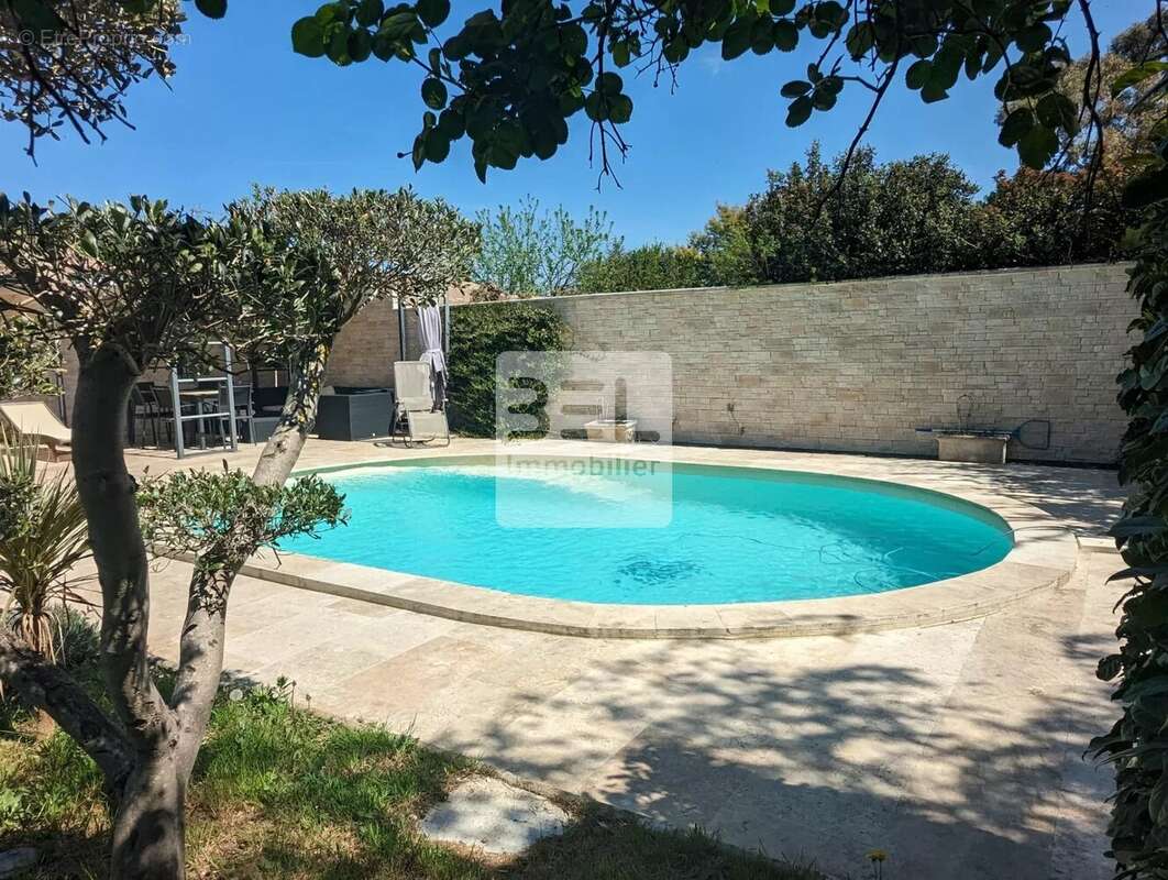 Maison à BAGNOLS-SUR-CEZE