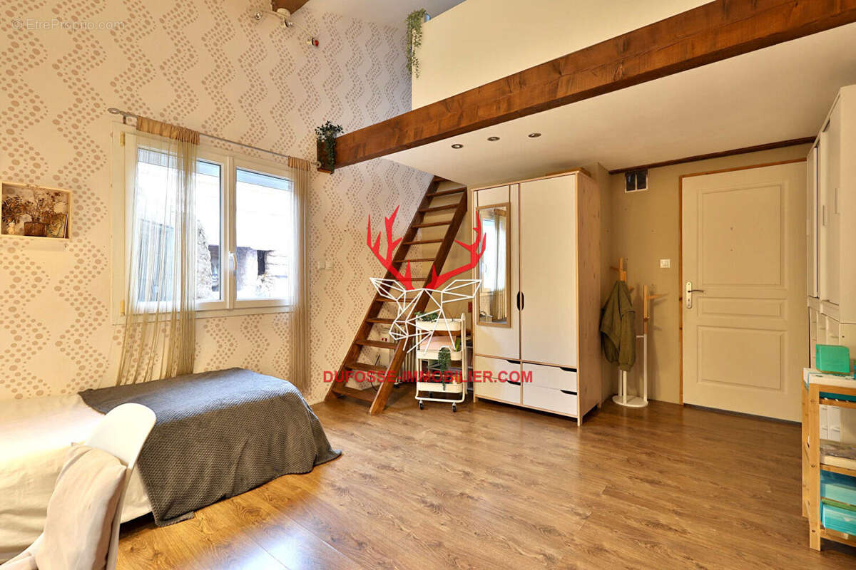Maison récente 174m² avec piscine et nombreuses dépendances - Heyrieux - photo 7