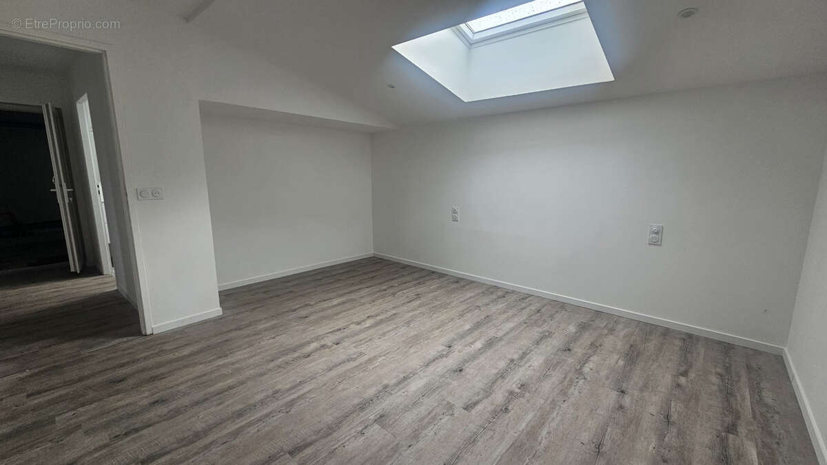 Maison à SAINT-GLEN