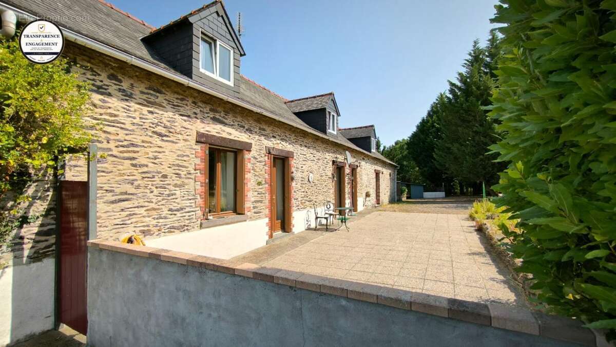 Maison à SOUDAN