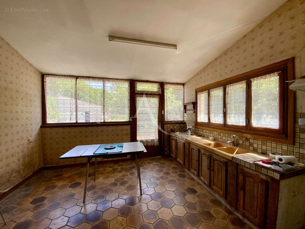 Maison à JONZAC