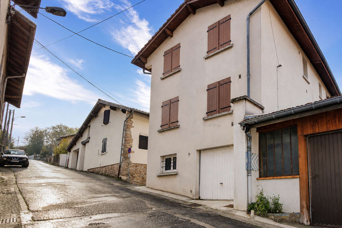 Maison à AMBERIEU-EN-BUGEY