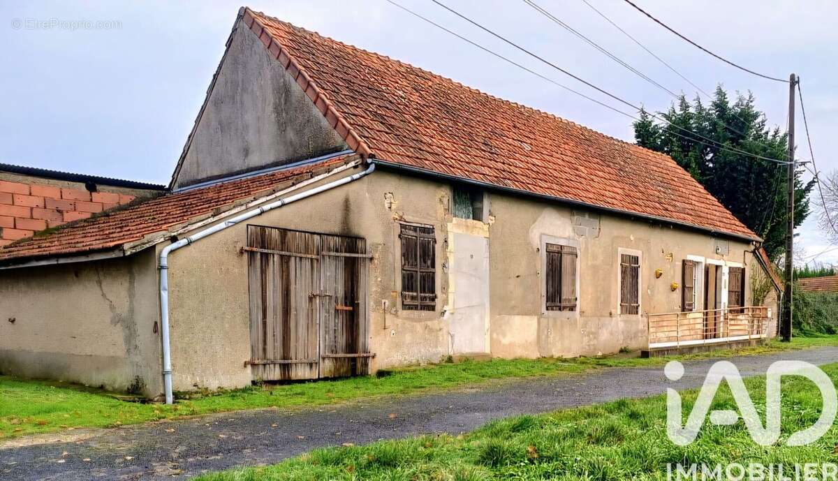 Photo 2 - Maison à CHALIVOY-MILON