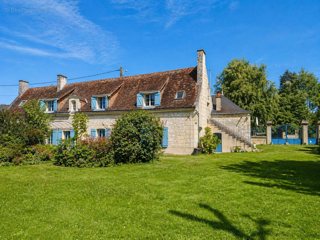 Maison à BENAIS