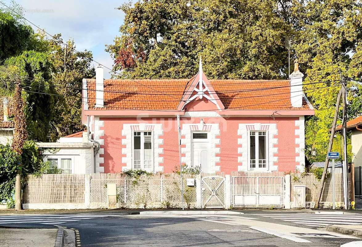 Maison à PESSAC