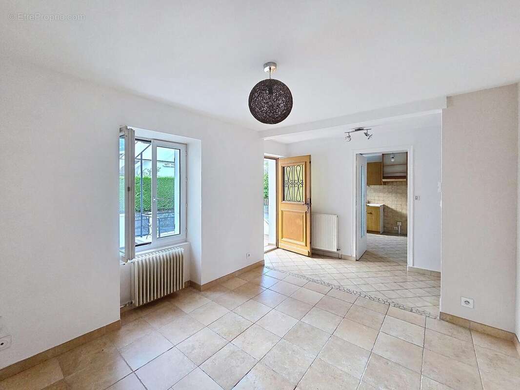 Photo 3 - Appartement à VARCES-ALLIERES-ET-RISSET