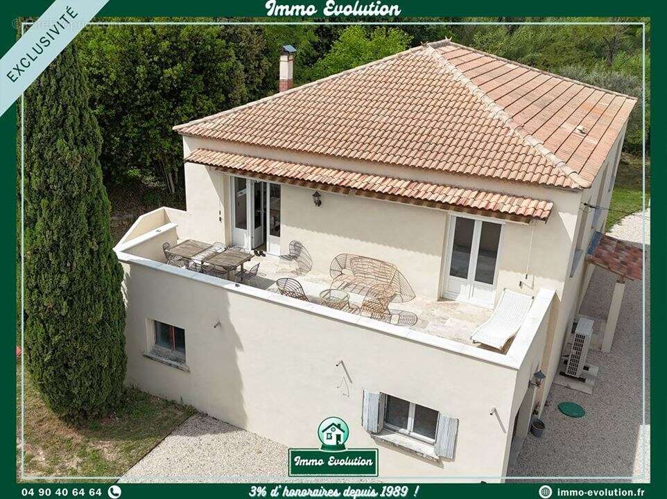 Maison 177 m² à Uchaux  - photo 2