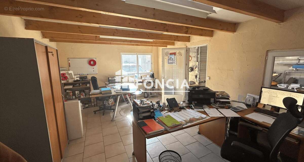 Le Coteau Dépot de 300 m2 env transfomable en habitation - photo 4