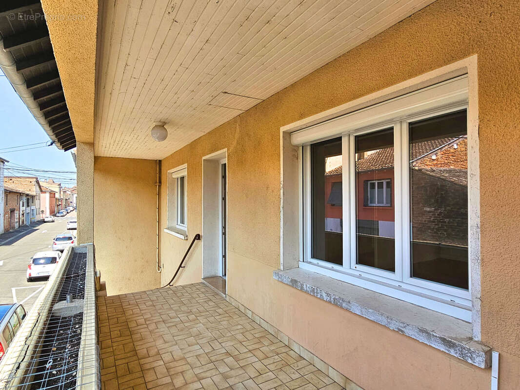 Maison à SAINT-LAURENT-SUR-SAONE