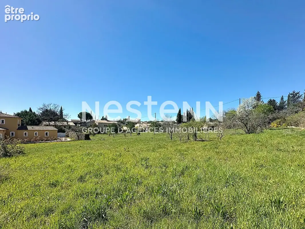 En exclusivité a vendre terrain constructible 1200 m2 lorgues proche village - photo 2