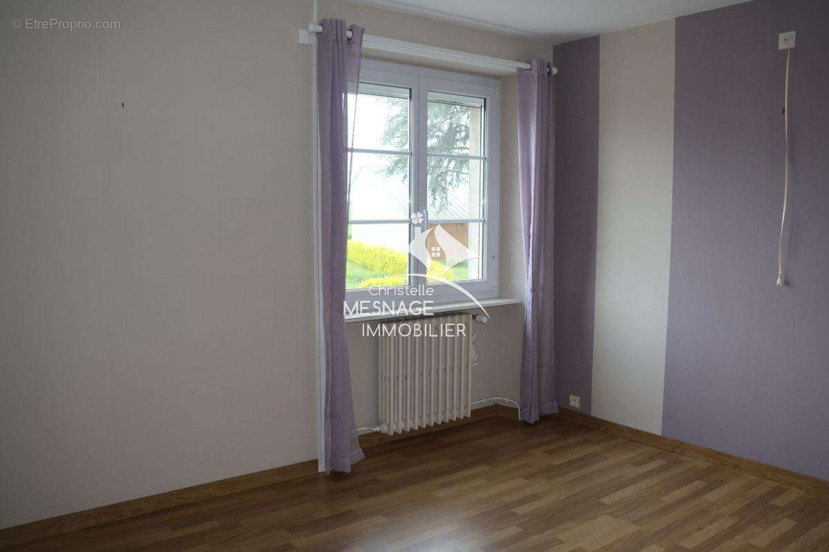 Maison à PLOREC-SUR-ARGUENON