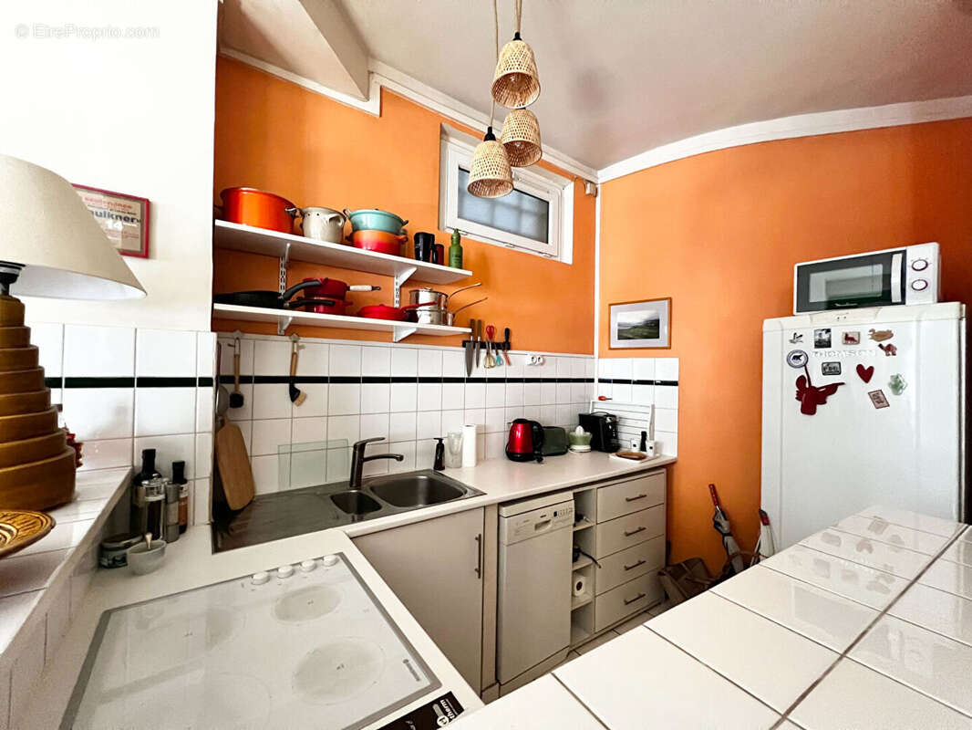 Appartement à PARIS-18E