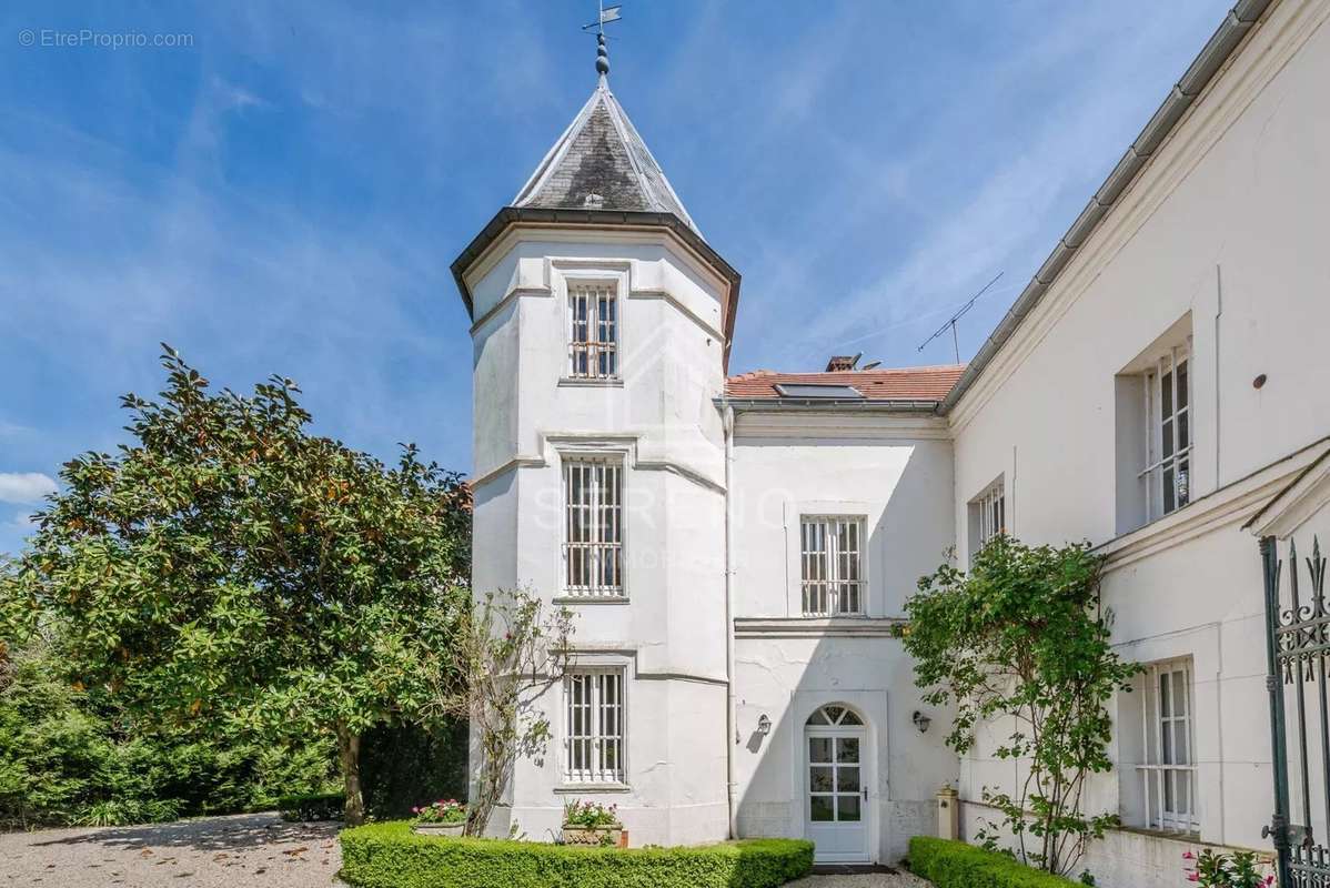 Maison à LIZY-SUR-OURCQ
