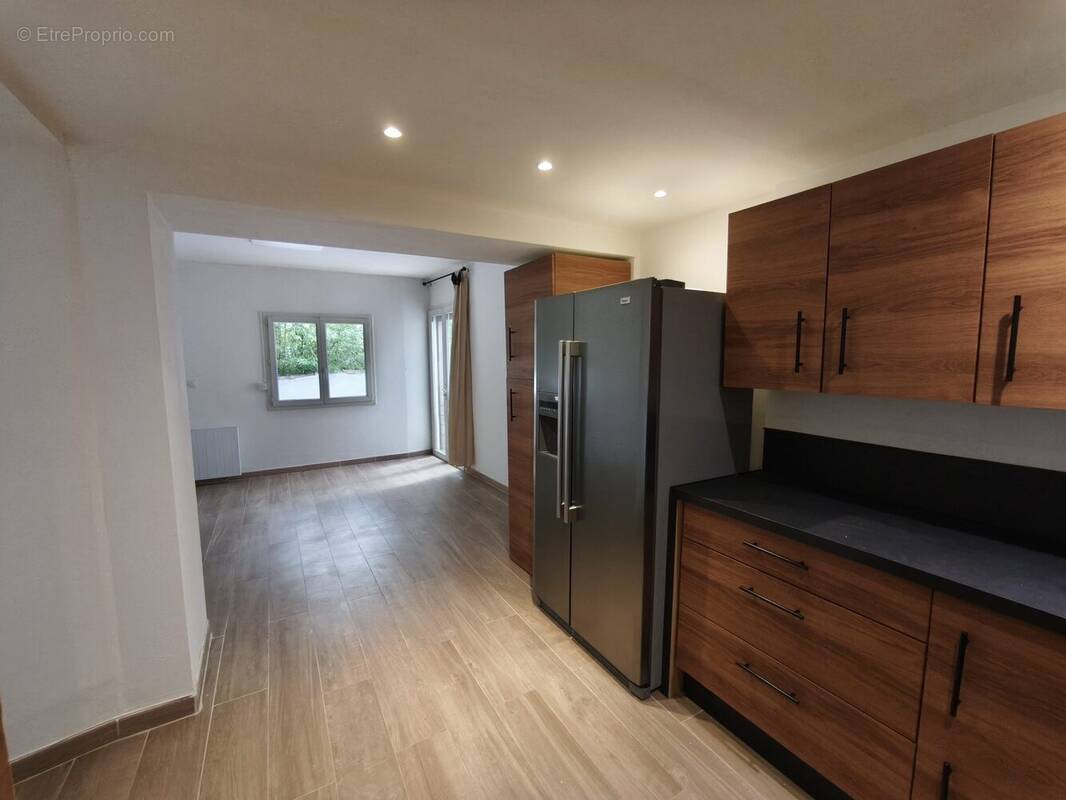 SEJOUR - Appartement à NIMES
