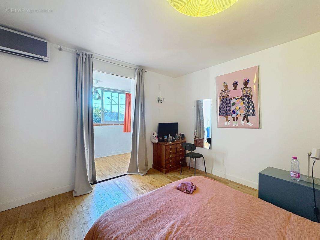 Maison à MORIERES-LES-AVIGNON