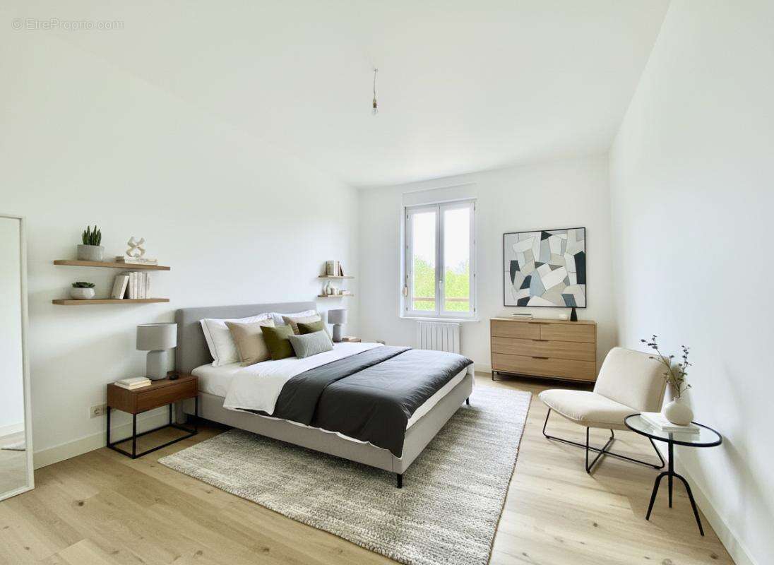 Appartement à FALAISE