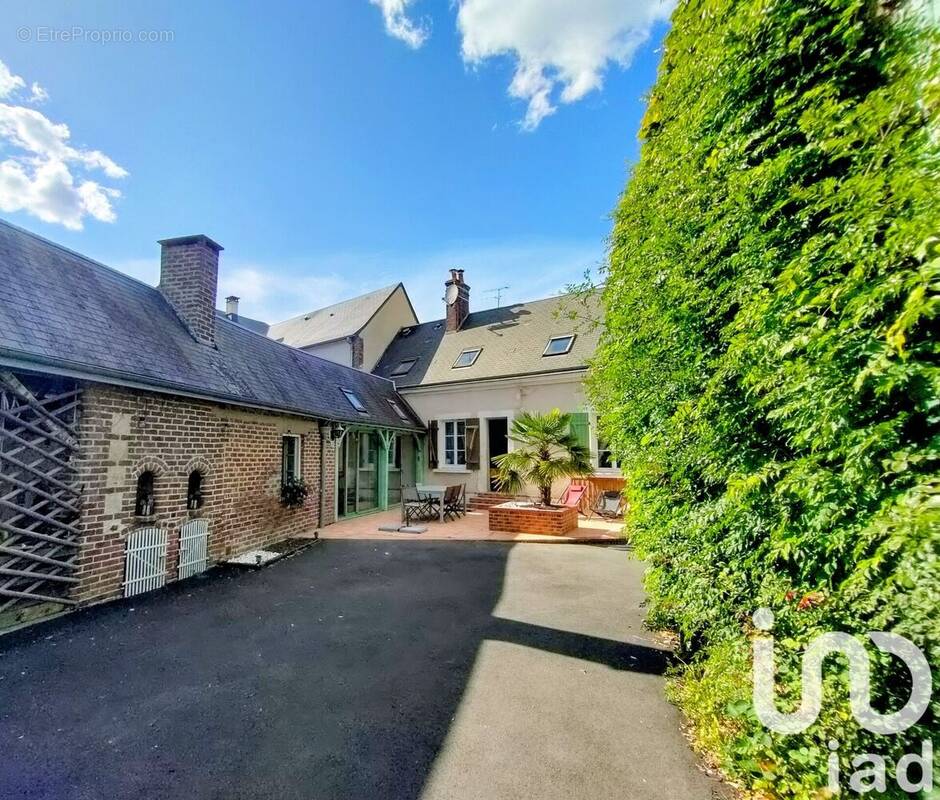 Photo 1 - Maison à SAINT-CALAIS