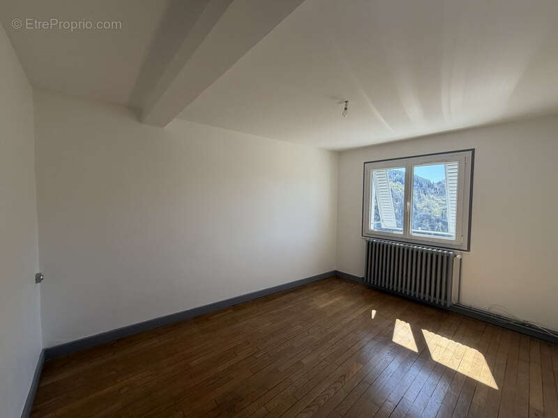 Appartement à SAINT-CLAUDE