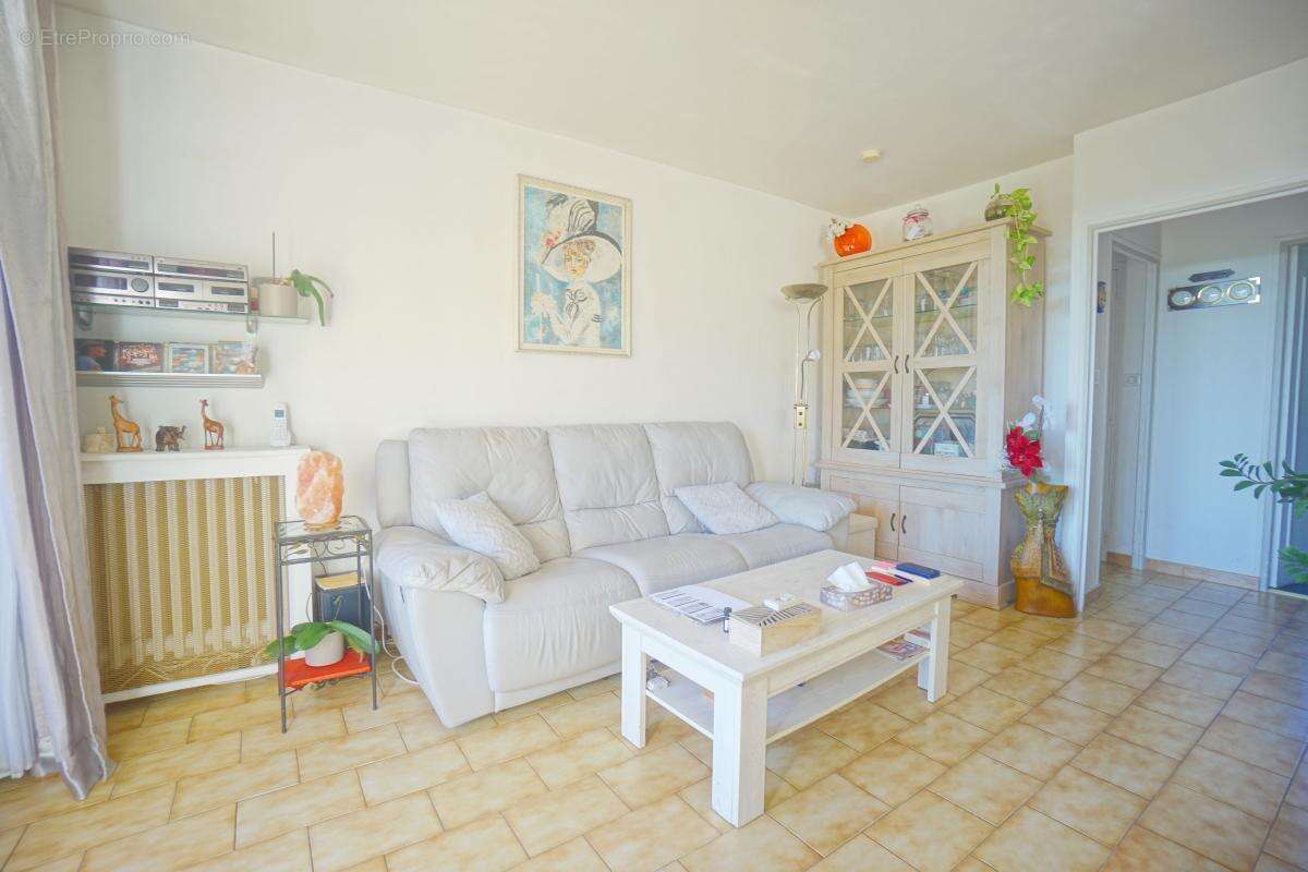 Appartement à LE CANNET