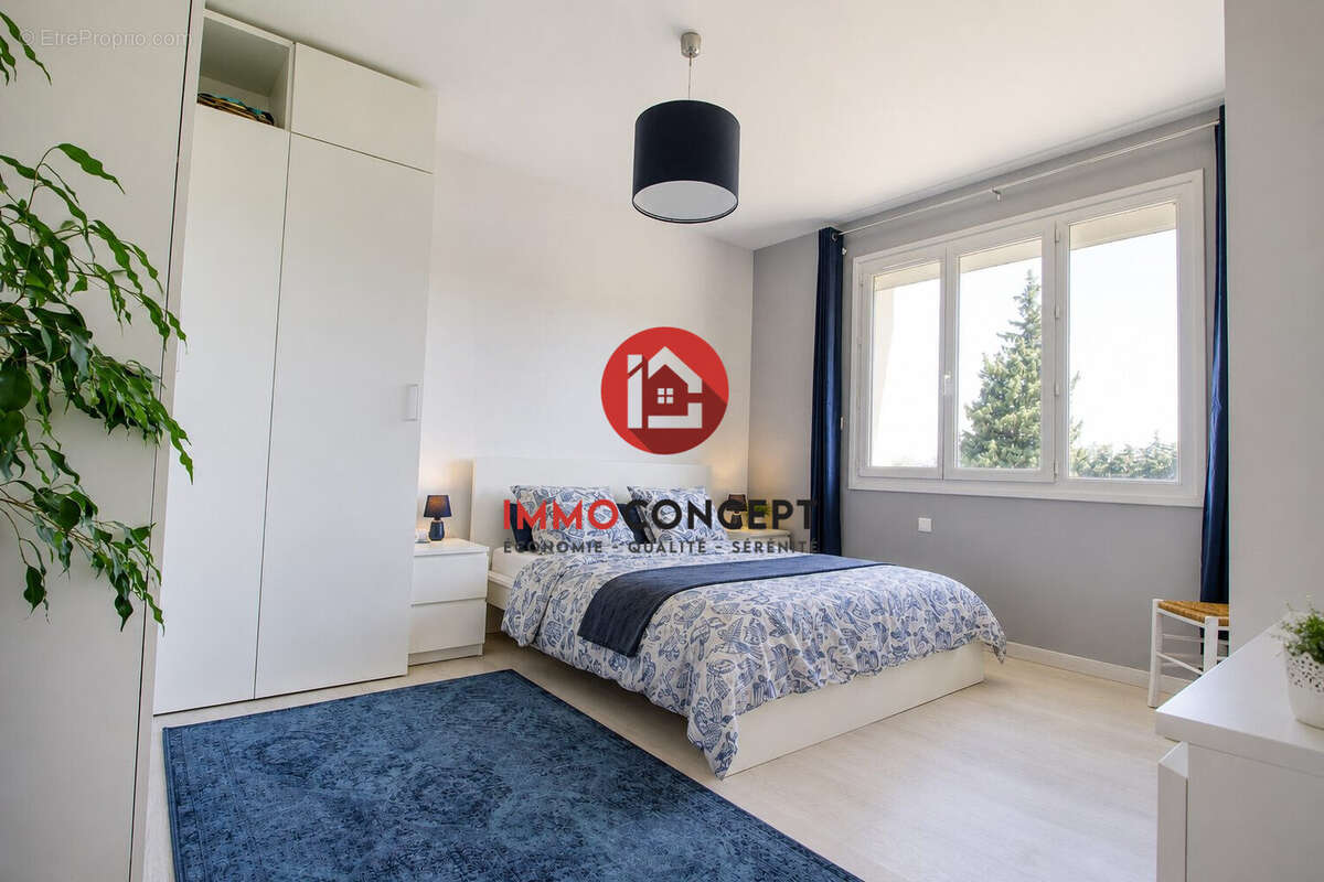 1er: chambre - Maison à AVIGNON