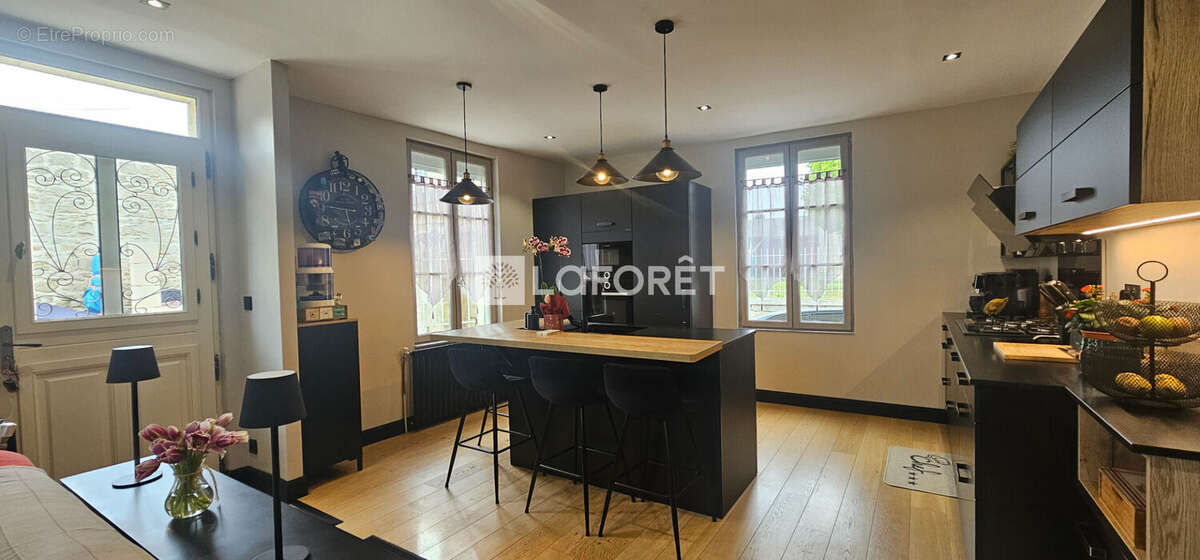 Maison à CUISY-EN-ALMONT