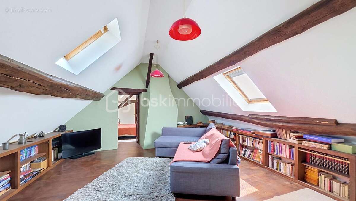 Maison de caractère 210 m² habitables (226 m² au sol) avec piscine chauffée, dépendances et jardin arboré - photo 17