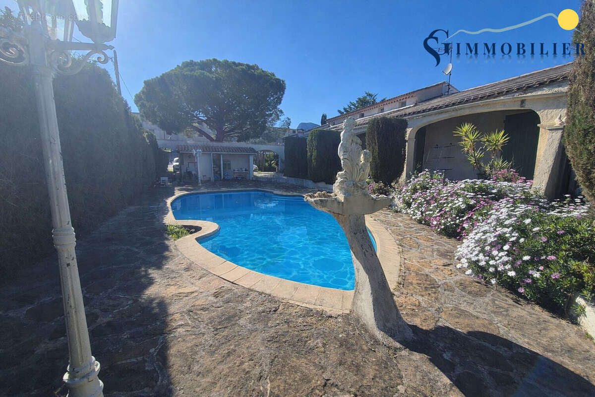 Maison à LA FARLEDE