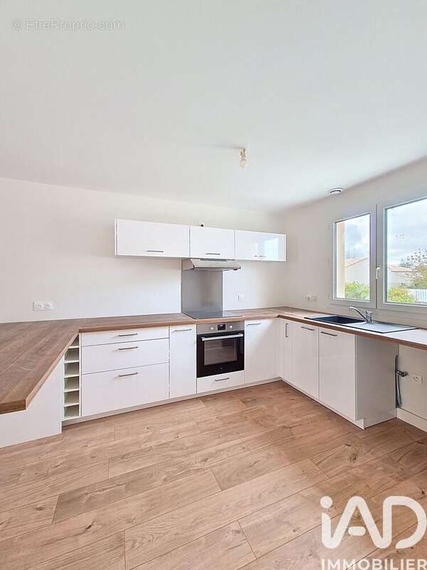 Photo 2 - Maison à NUAILLE-D'AUNIS