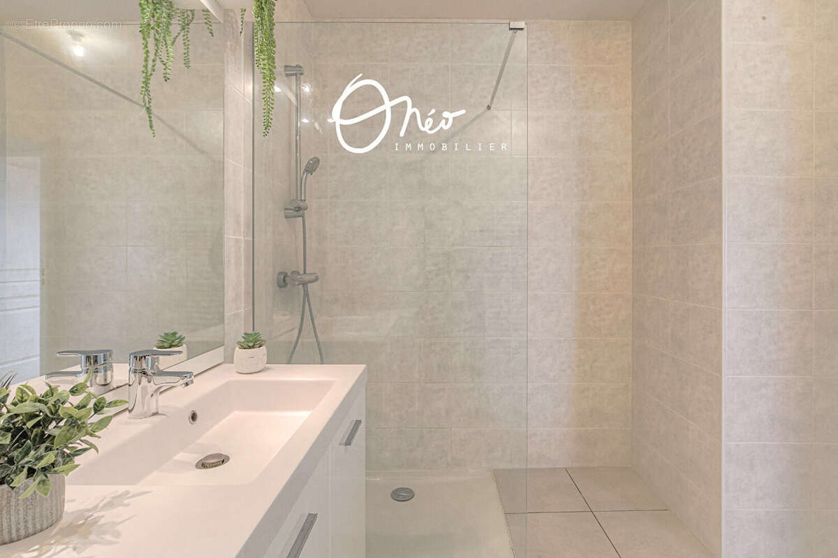 Appartement à CHASSIEU