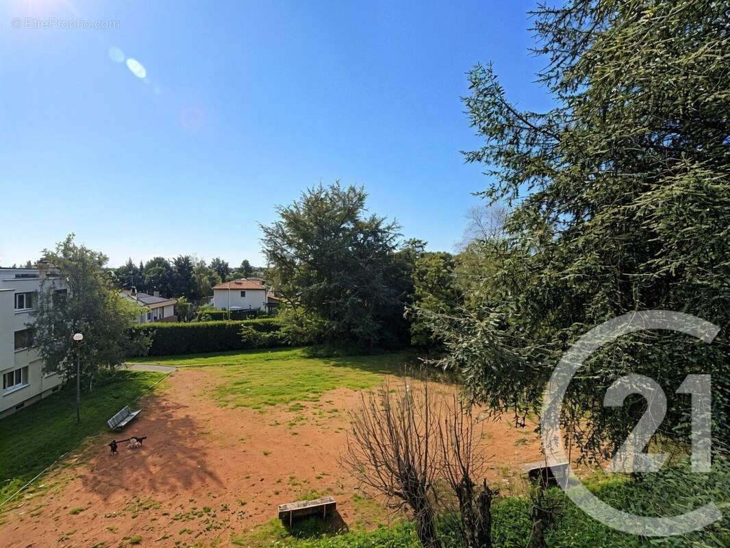 Appartement à SAINT-PRIEST