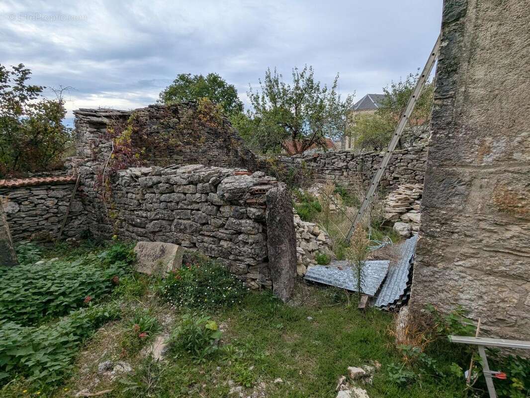 Maison 48 m² à Saint-Jean-De-Laur  - photo 8
