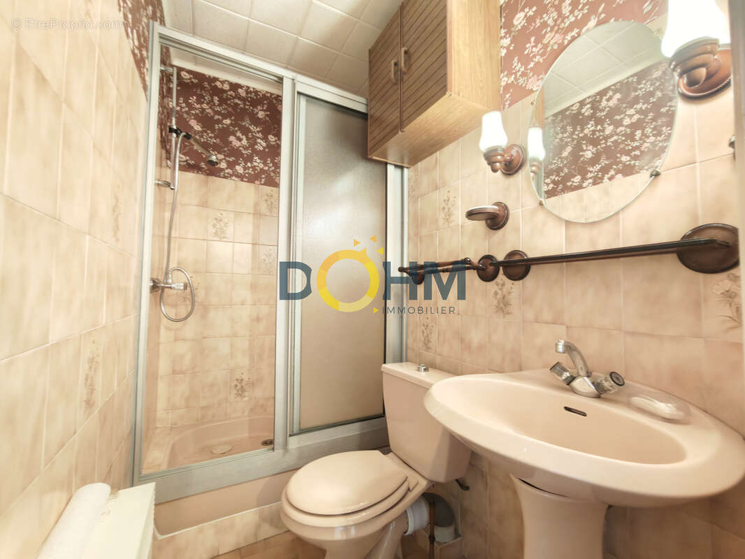 Vialas, ensemble immobilier 2-3 appartements + 2 garages - photo 8