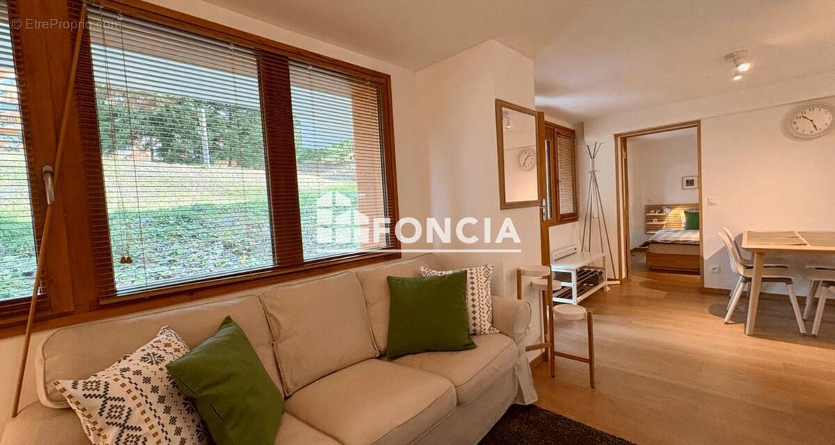 Appartement à LES ALLUES
