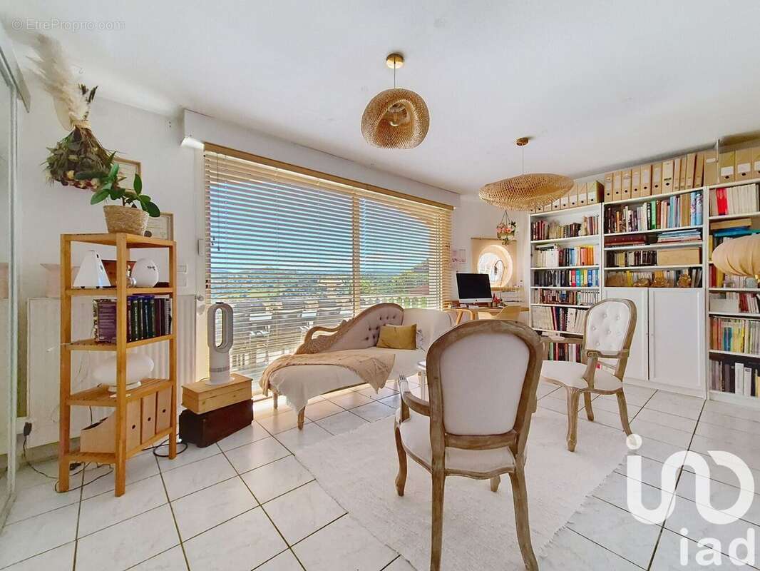 Photo 8 - Maison à ESPALY-SAINT-MARCEL