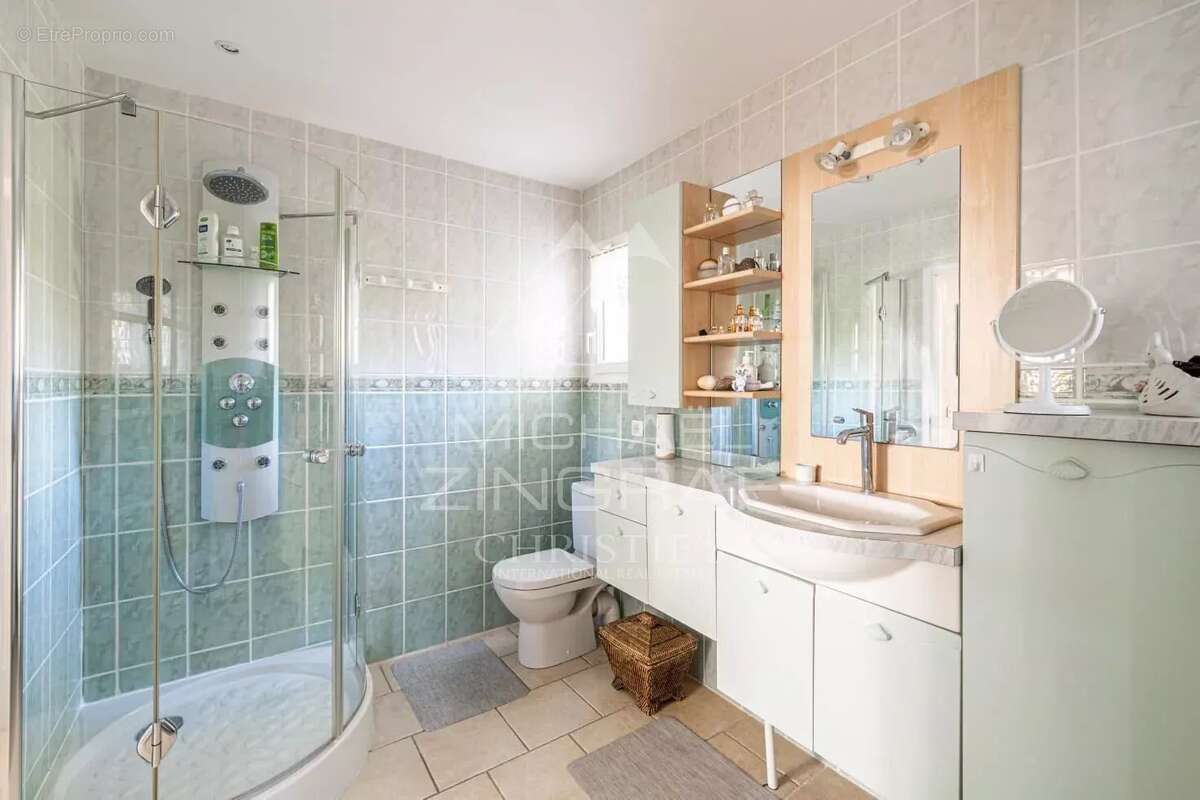 Maison à MANDELIEU-LA-NAPOULE