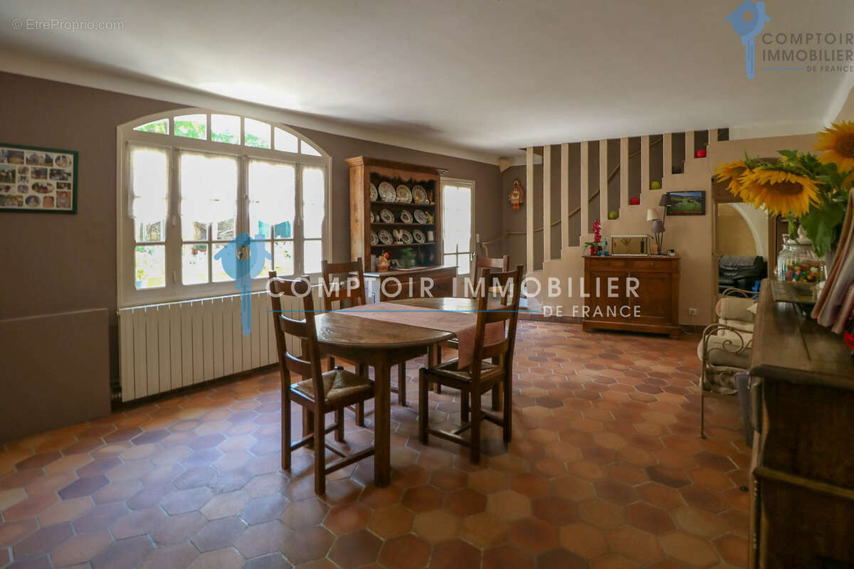 Maison à UZES